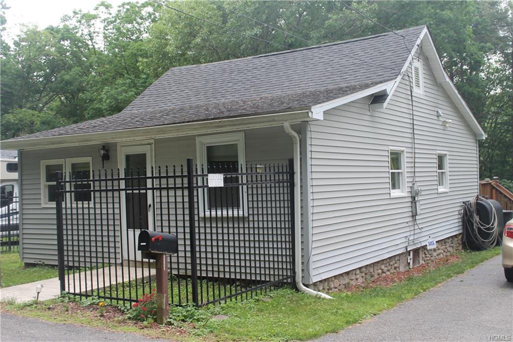 154 Lakeview Drive - Photo 1