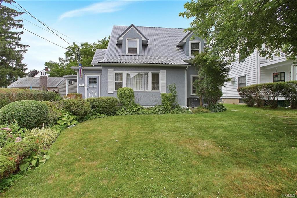 2 Gardner Avenue - Photo 1