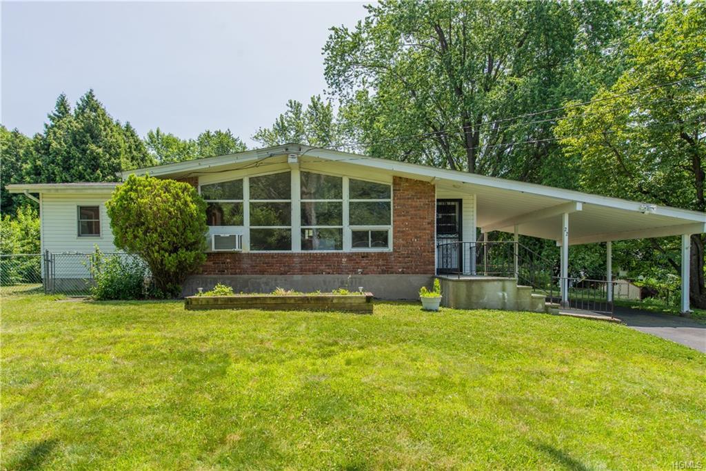 22 Carrie Lane - Photo 1