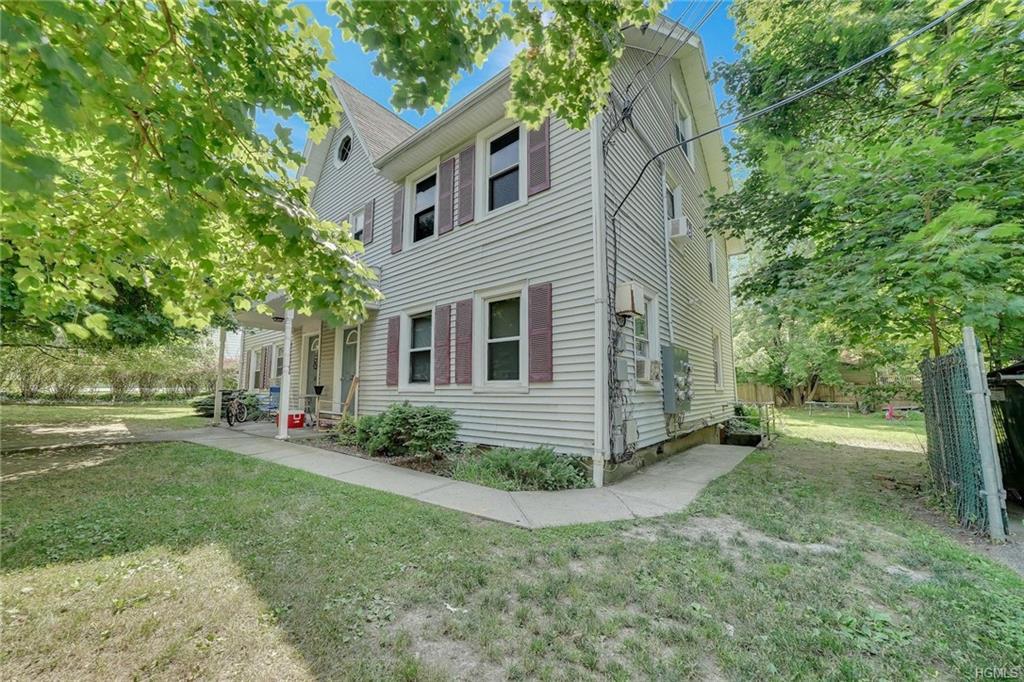 12 Maple Avenue - Photo 1