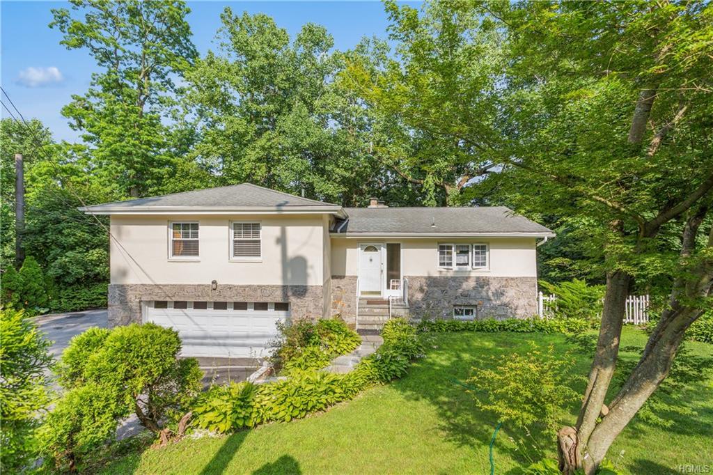 42 Lincoln Place - Photo 1