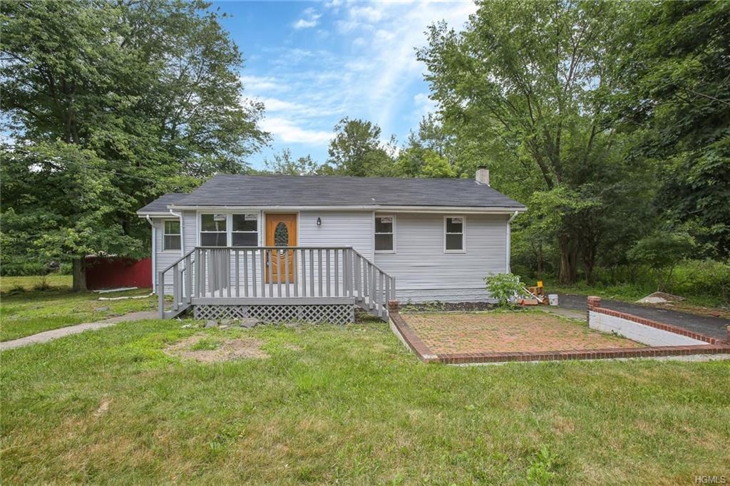 5 Rosemont Road - Photo 1