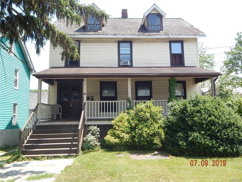 42 Academy Avenue - Photo 1