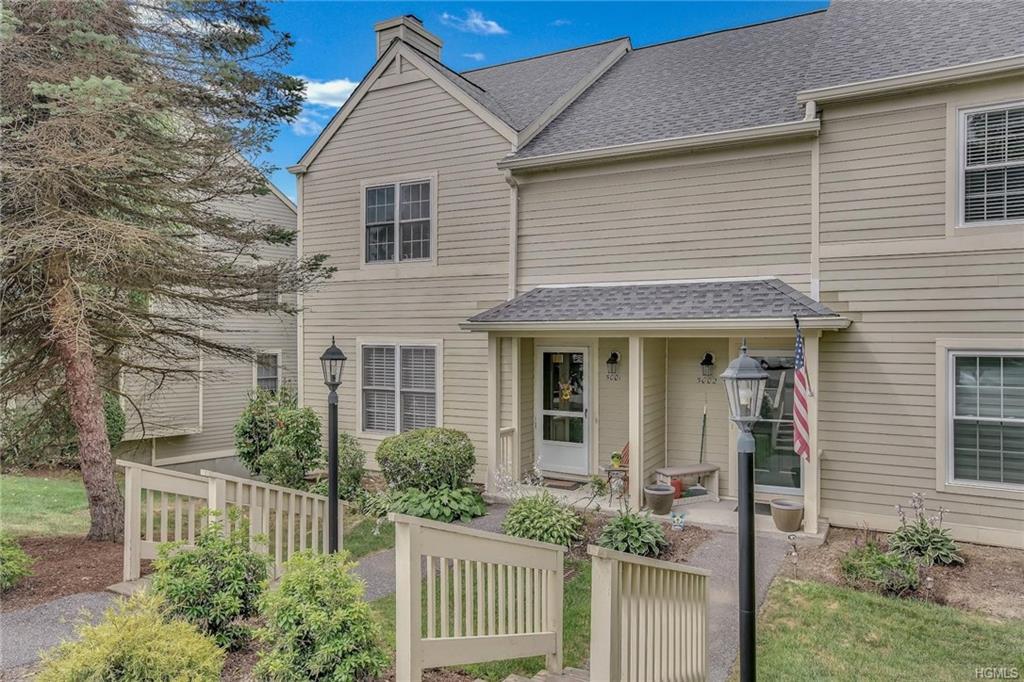 5001 Applewood Circle - Photo 1