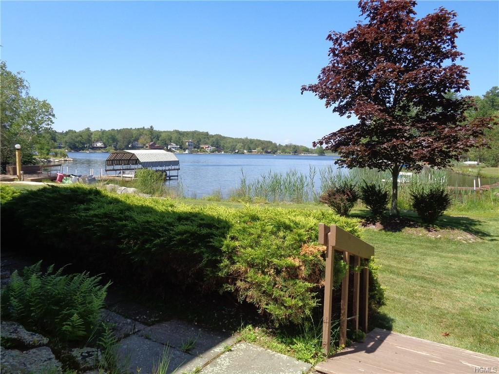 18 Overlook Road - Photo 1