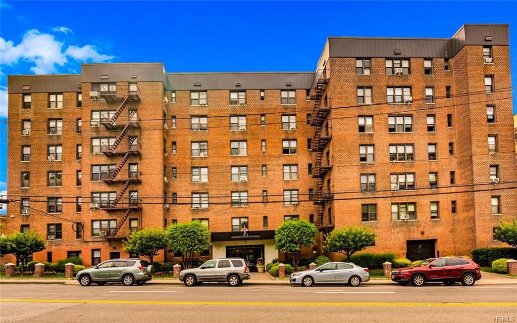 77 Bronx River Road - Photo 1