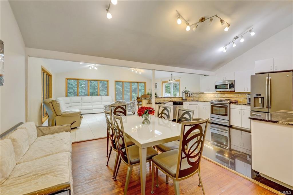 62 Laura Drive - Photo 1