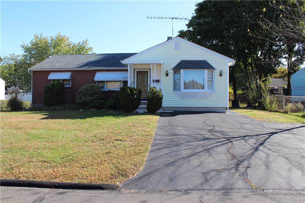 18 Lewis Drive - Photo 1