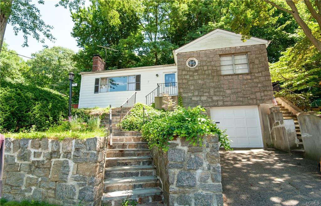 242 Sedgwick Avenue - Photo 1