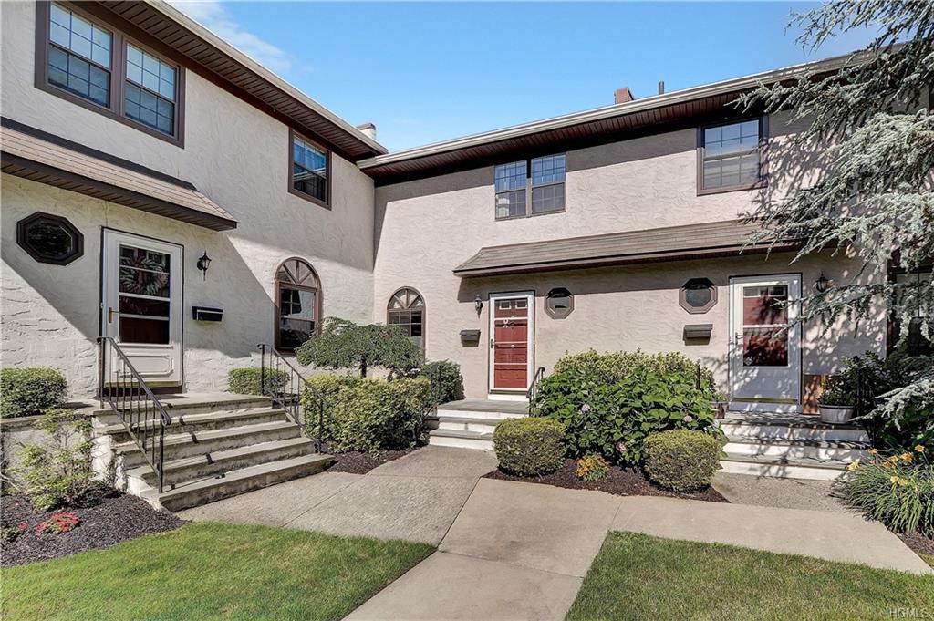 62 Somerset Drive - Photo 1
