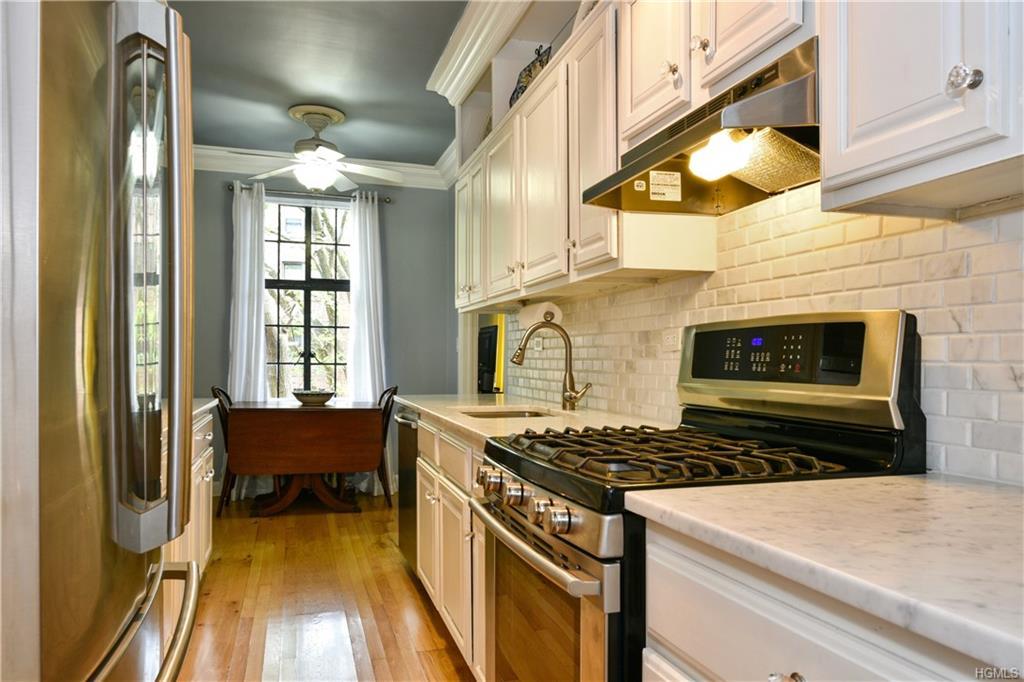 292 Main - Photo 1