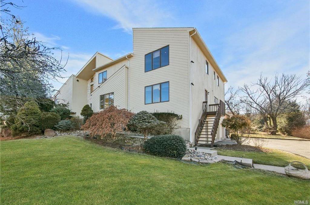 44 King Arthur Court - Photo 1