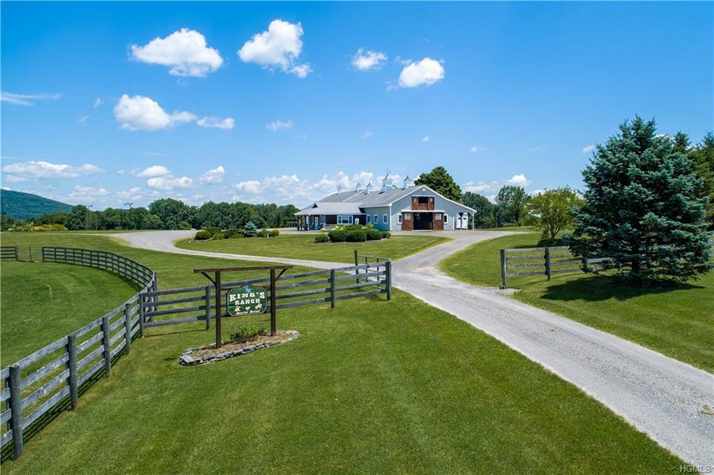 209 Cricket Hill Road - Photo 1