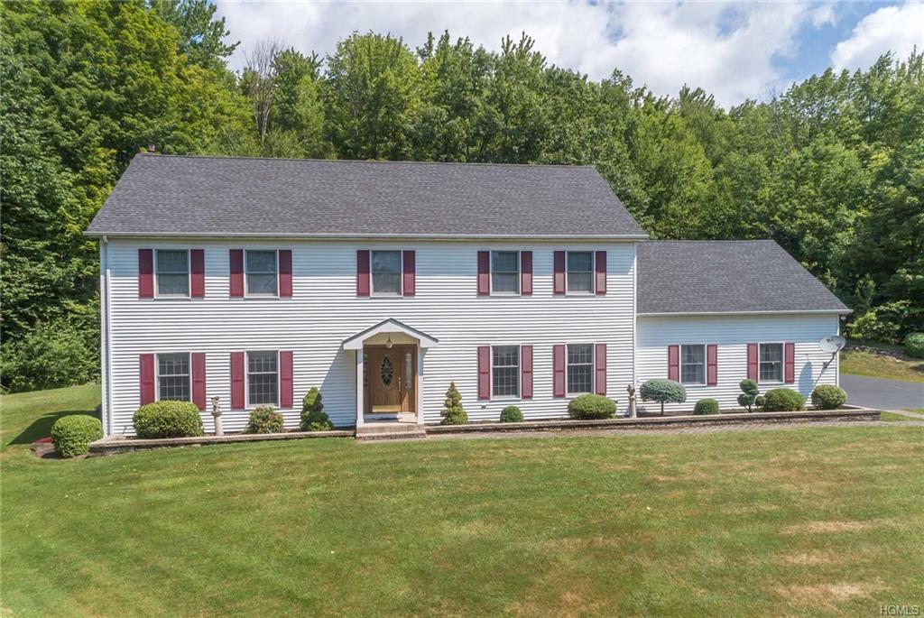 611 Hill Road - Photo 1