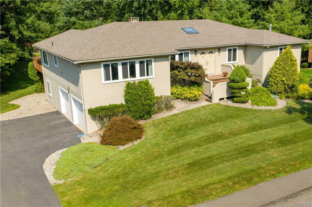 12 Tarry Hill Drive - Photo 1 12 Tarry Hill Drive - Photo 1
