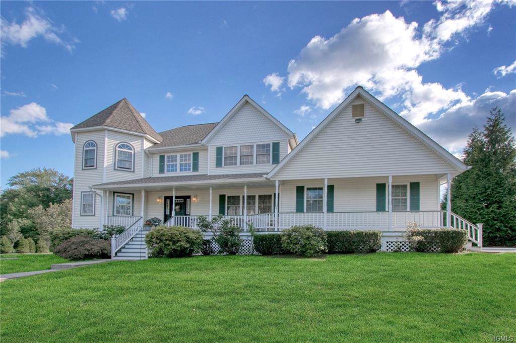 13 Ridgefield Road - Photo 1