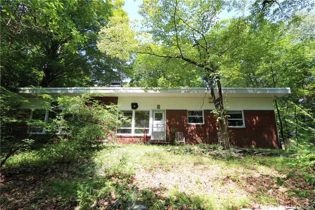 27 Hickory Nut Hill Road - Photo 1