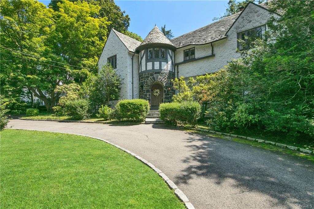 90 Overhill Road - Photo 1