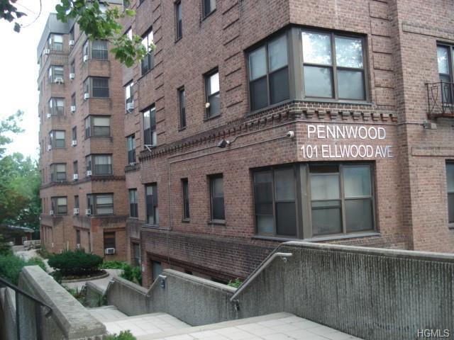 101 Elwood Avenue - Photo 1