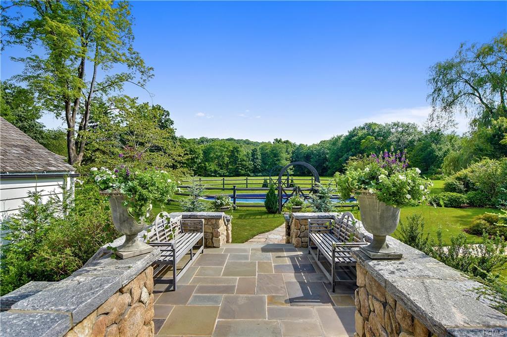 77 Pound Ridge Road - Photo 1
