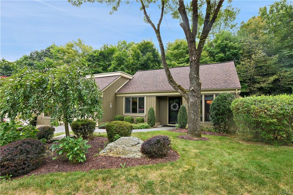 601 Heritage Hills - Photo 1