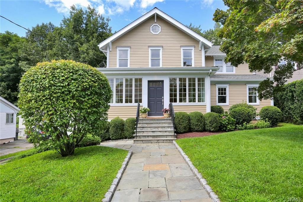 275 Bruce Park Avenue - Photo 1