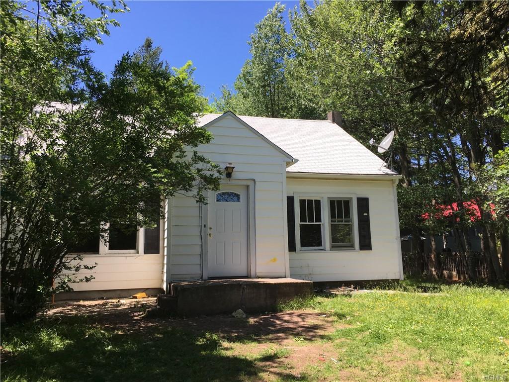 12 Wood Avenue - Photo 1
