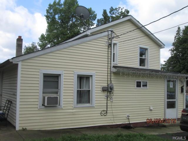 4 Oak Street - Photo 1