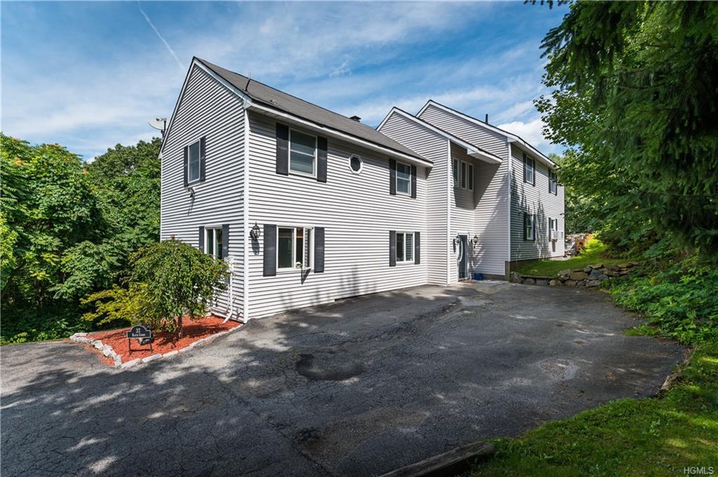 37 Katie Court - Photo 1