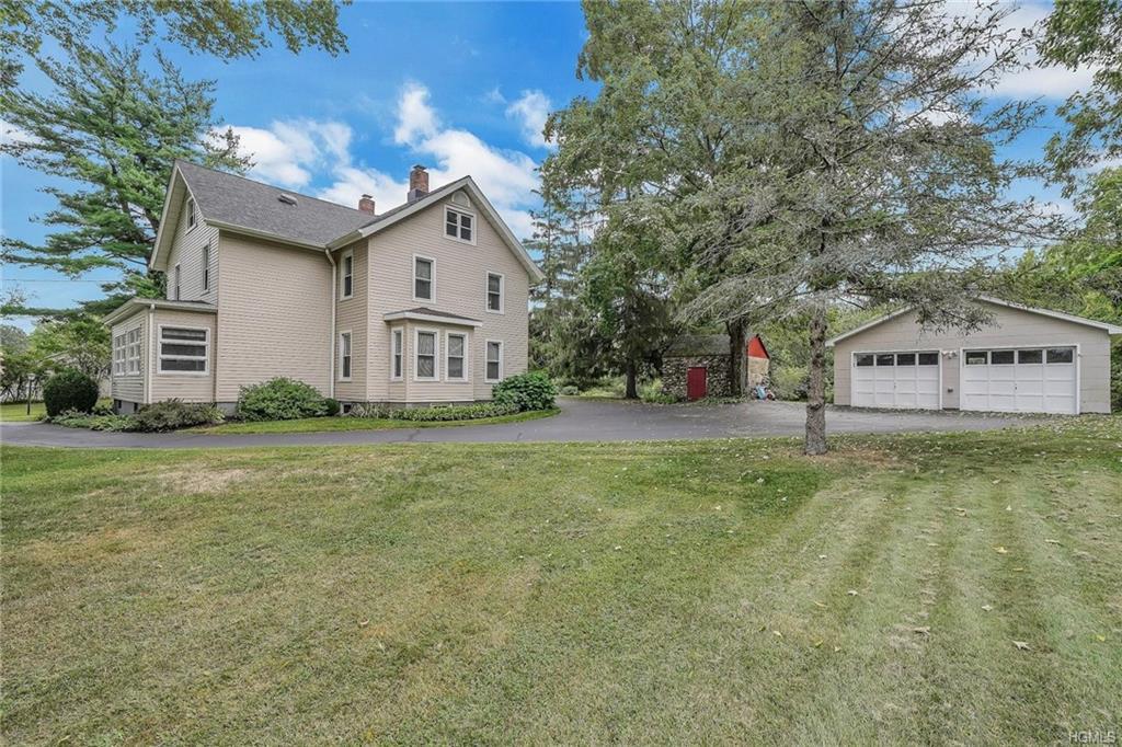 19 Maple Avenue - Photo 1