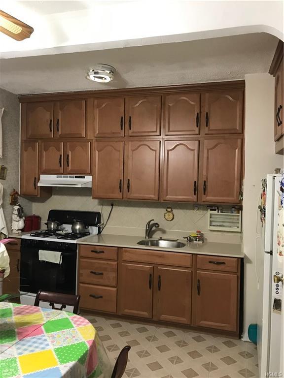 2922 Barnes Avenue - Photo 1