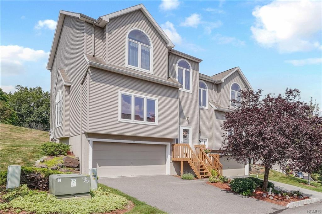12 Rockridge Drive - Photo 1