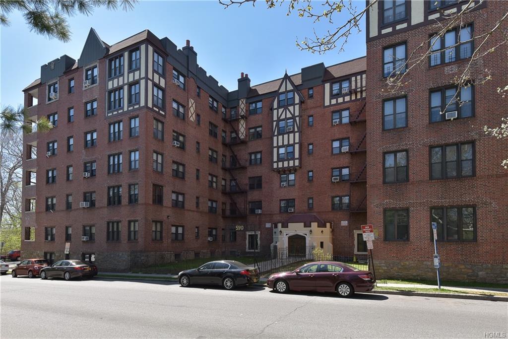 590 Third Street - Photo 1