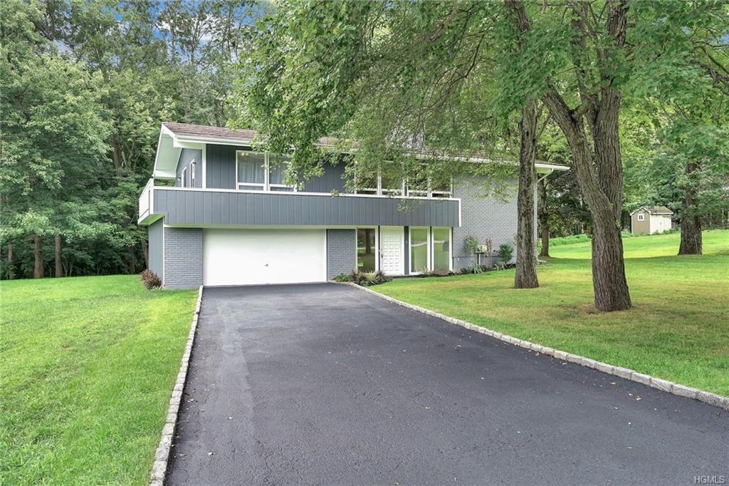 8 Southgate Drive - Photo 1