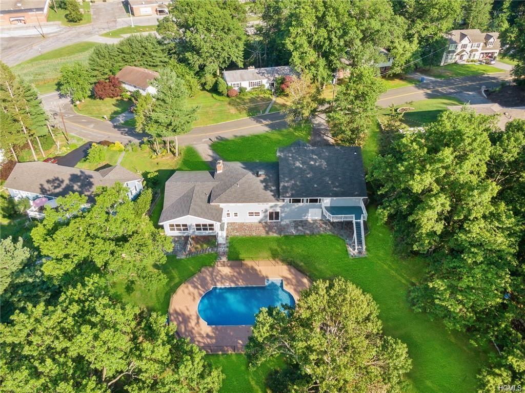 48 Gregory Drive - Photo 1