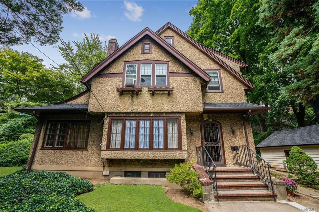 103 Parkview Avenue - Photo 1