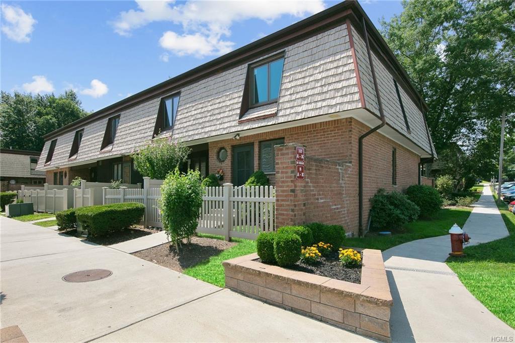 8 Heritage Drive - Photo 1