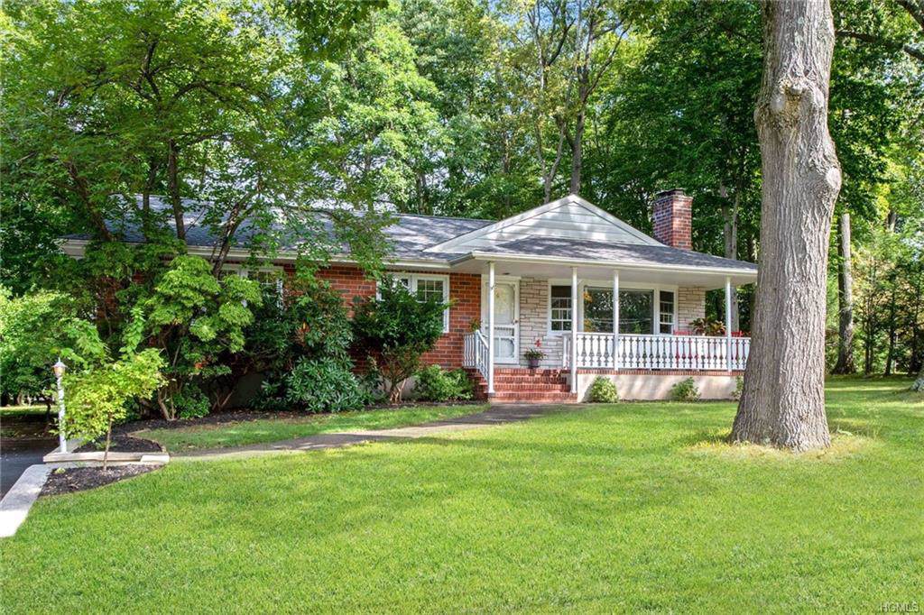 4 Diane Drive - Photo 1