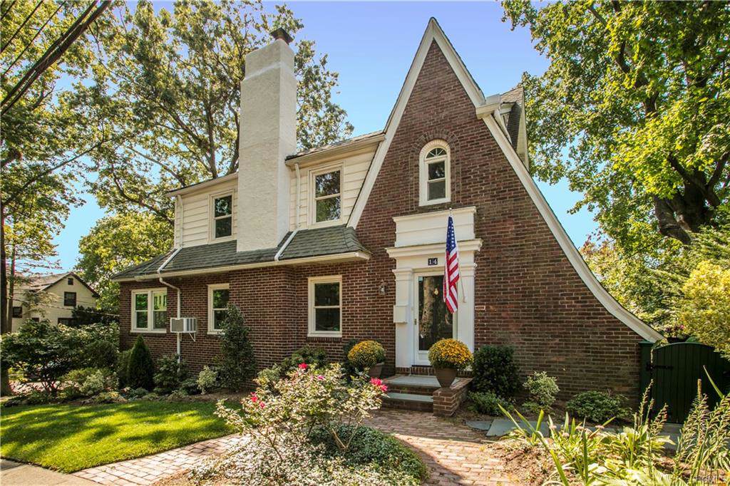 14 Alden Road - Photo 1