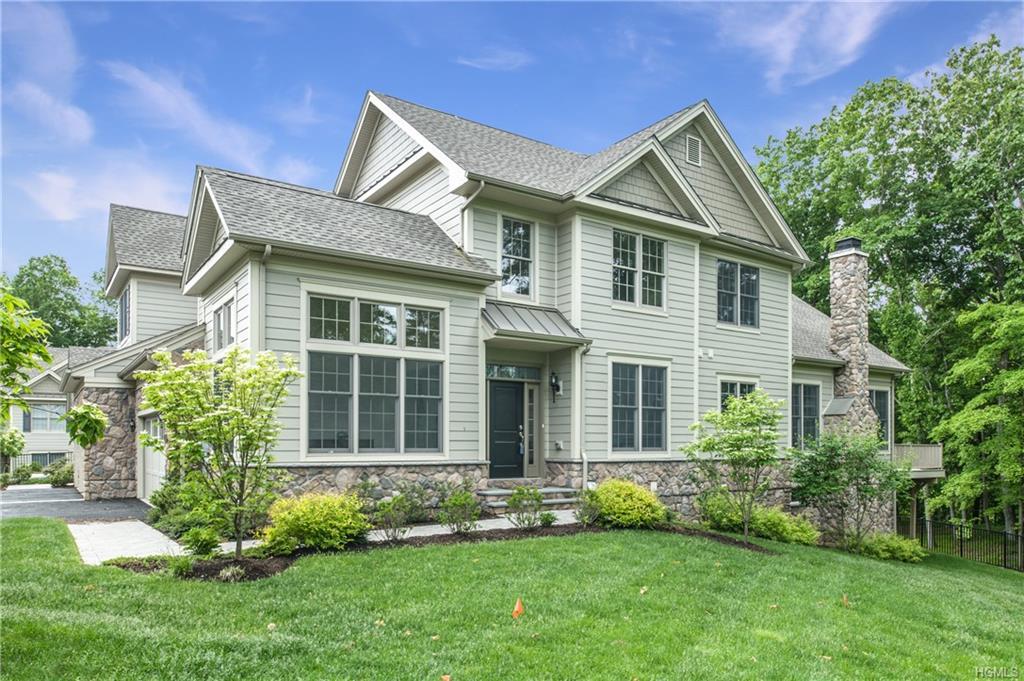 11R Hedges Court - Photo 1