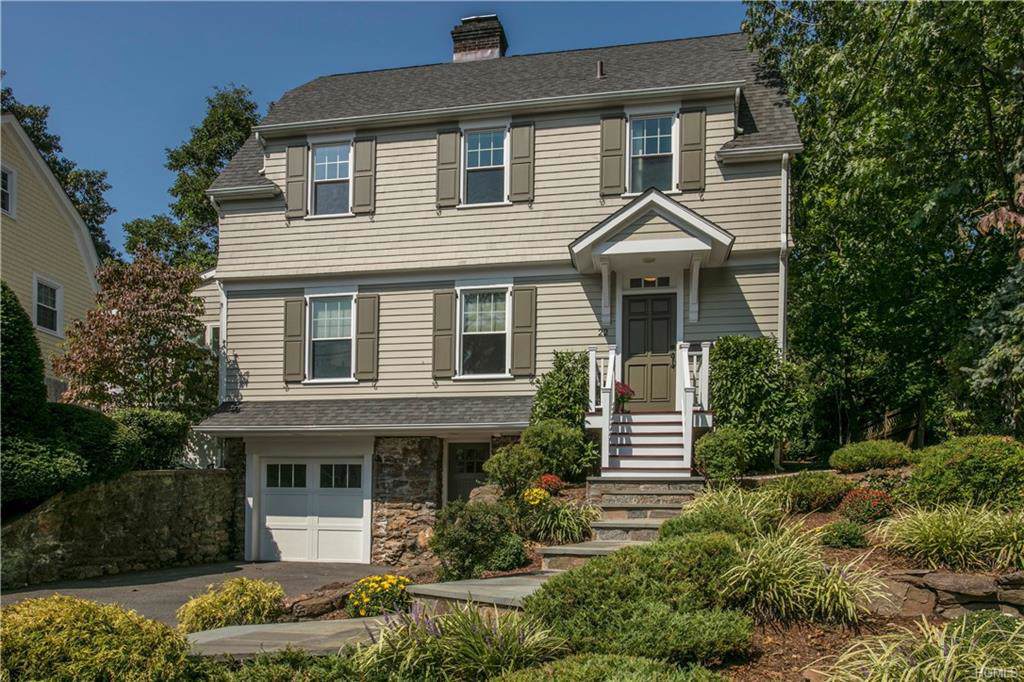 22 Vanderburgh Avenue - Photo 1