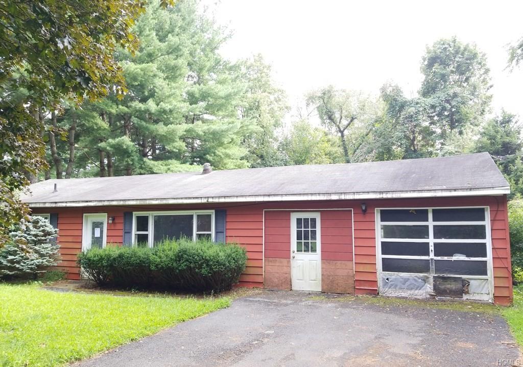 28 Roberts Drive - Photo 1
