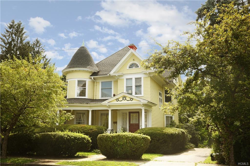 71 Hooker Avenue - Photo 1