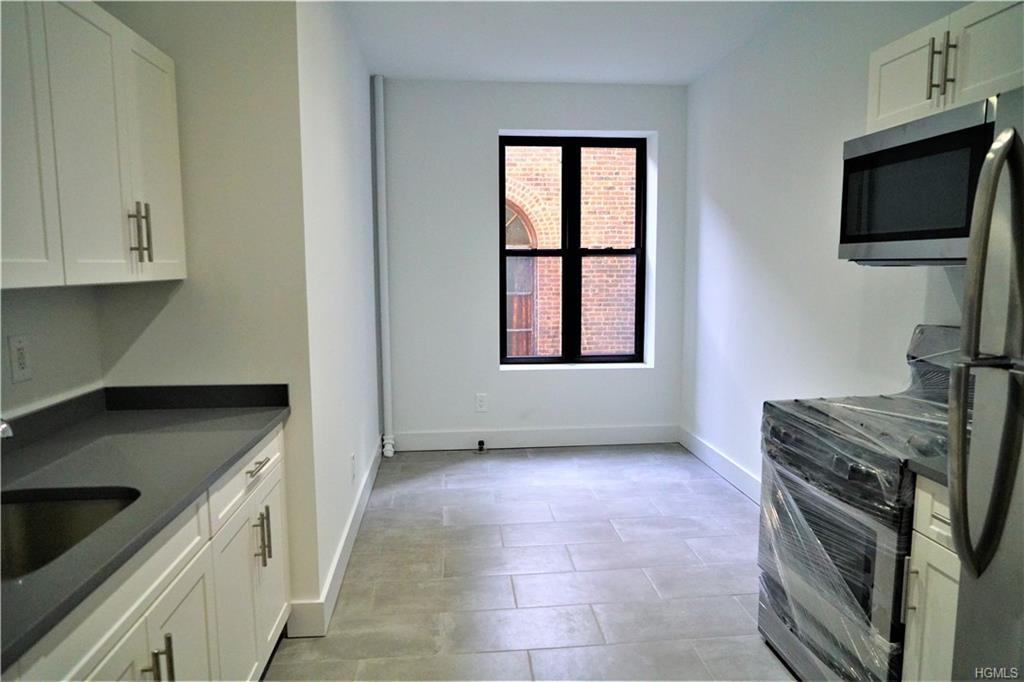 2922 Barnes Avenue - Photo 1