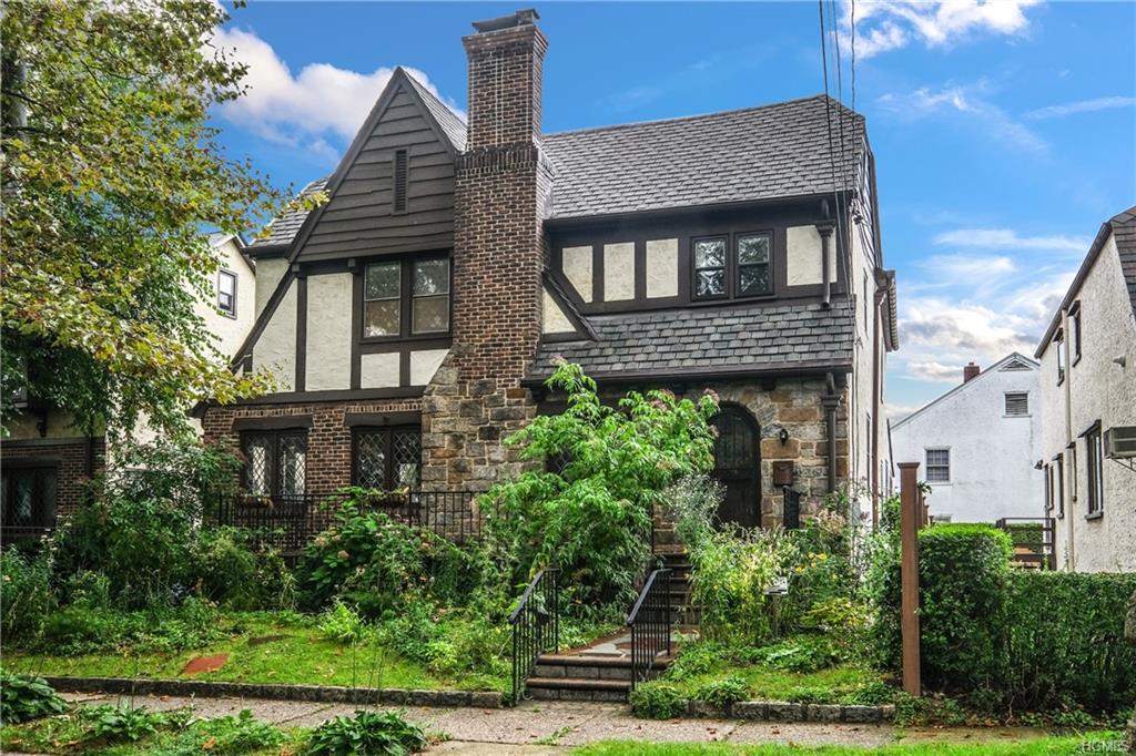 277 Grand Street - Photo 1