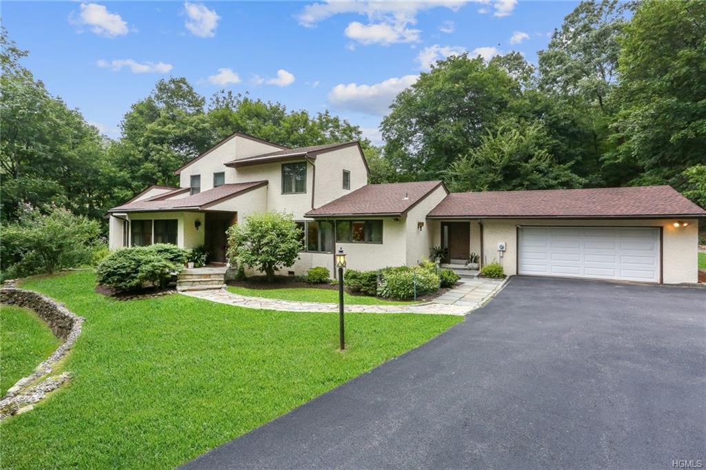 11 Rose Hill Road - Photo 1