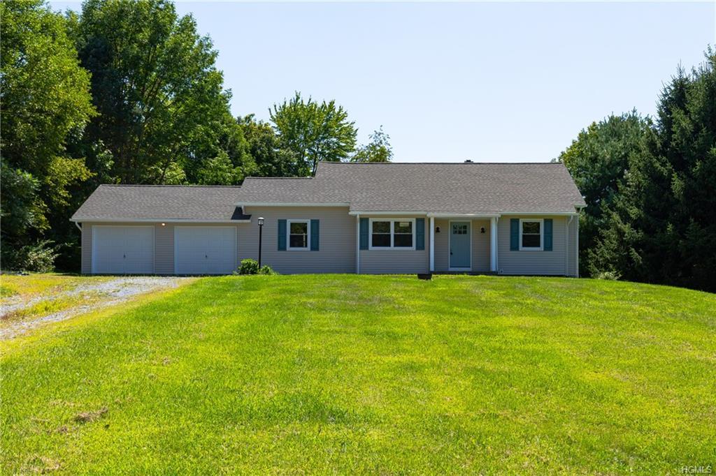 8 Kim Lane - Photo 1