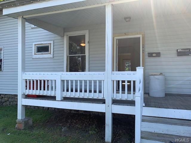 101 Clark Place - Photo 1