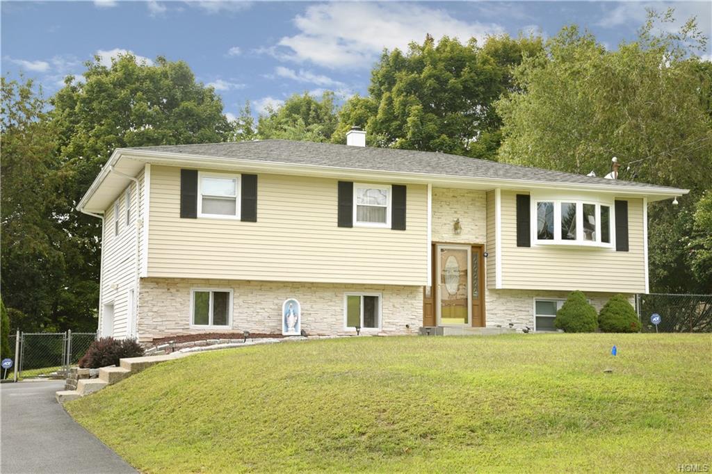 5 Rockledge Road - Photo 1 5 Rockledge Road - Photo 1
