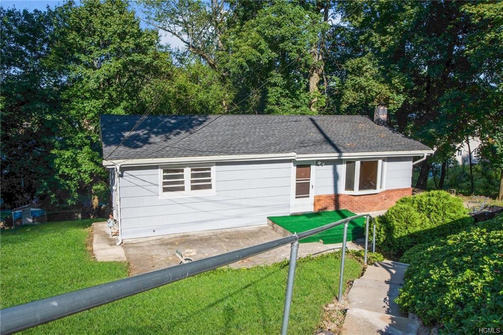 225 Endicott Avenue - Photo 1